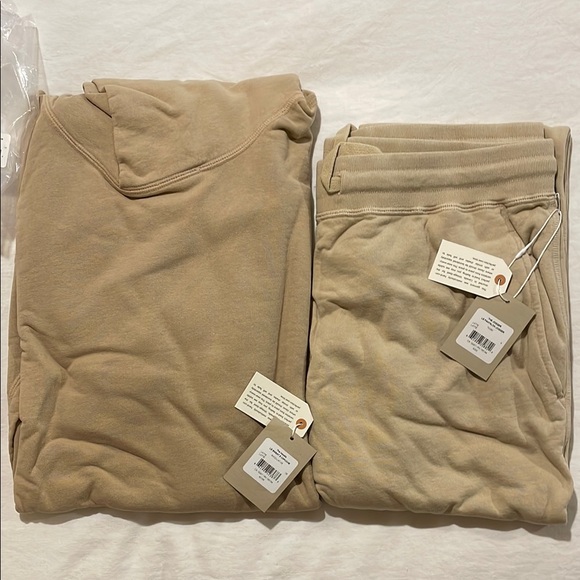 TKEES latte hoodie + jogger set - Picture 5 of 8